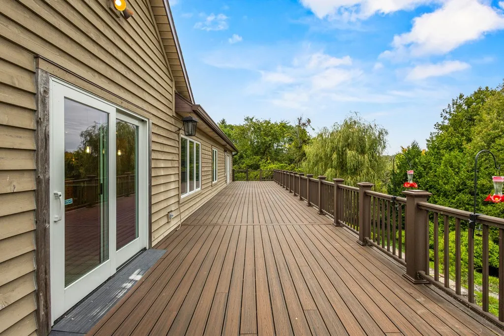 658 Forest Dr, Forestville, Wisconsin 54213, 3 Bedrooms Bedrooms, ,3 BathroomsBathrooms,Waterfront-Residential,For Sale,Forest Dr,144558
