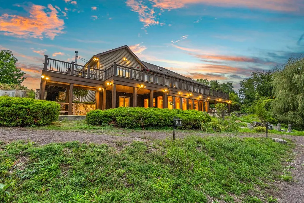 658 Forest Dr, Forestville, Wisconsin 54213, 3 Bedrooms Bedrooms, ,3 BathroomsBathrooms,Waterfront-Residential,For Sale,Forest Dr,144558