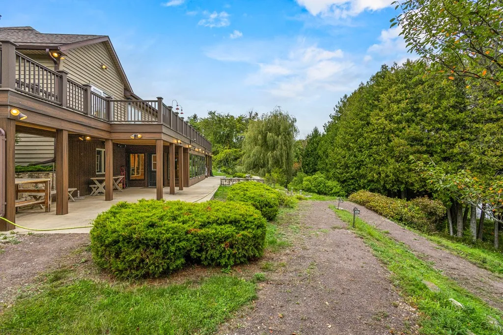 658 Forest Dr, Forestville, Wisconsin 54213, 3 Bedrooms Bedrooms, ,3 BathroomsBathrooms,Waterfront-Residential,For Sale,Forest Dr,144558