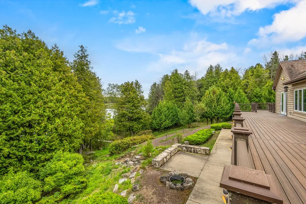 658 Forest Dr, Forestville, Wisconsin 54213, 3 Bedrooms Bedrooms, ,3 BathroomsBathrooms,Waterfront-Residential,For Sale,Forest Dr,144558