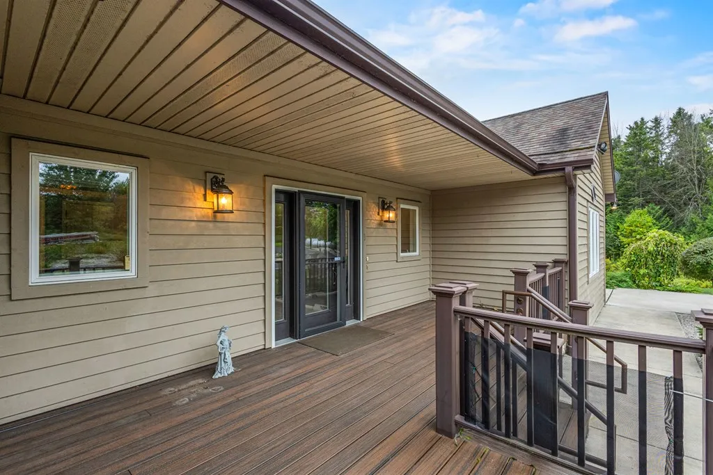658 Forest Dr, Forestville, Wisconsin 54213, 3 Bedrooms Bedrooms, ,3 BathroomsBathrooms,Waterfront-Residential,For Sale,Forest Dr,144558