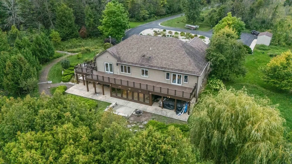 658 Forest Dr, Forestville, Wisconsin 54213, 3 Bedrooms Bedrooms, ,3 BathroomsBathrooms,Waterfront-Residential,For Sale,Forest Dr,144558