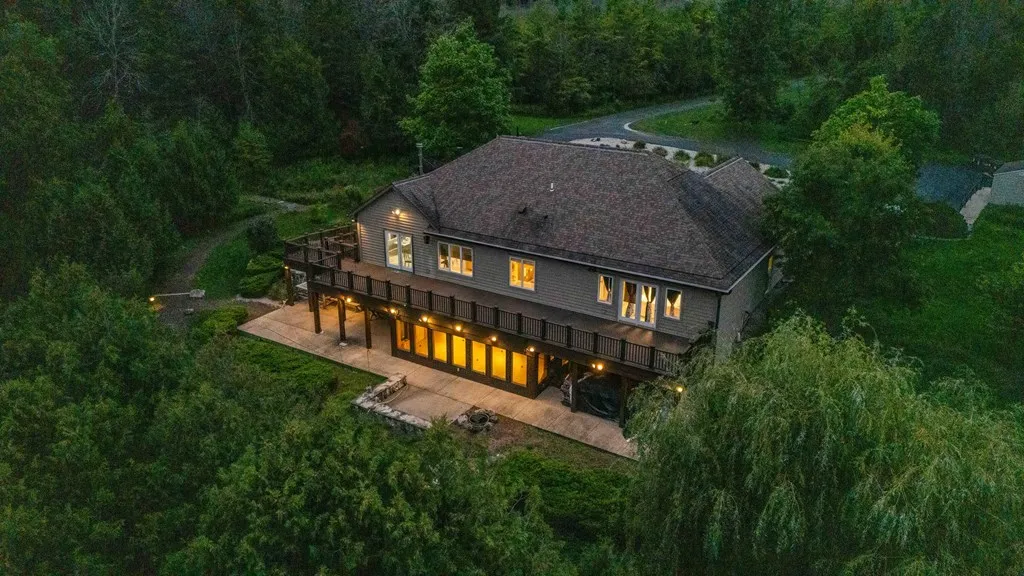 658 Forest Dr, Forestville, Wisconsin 54213, 3 Bedrooms Bedrooms, ,3 BathroomsBathrooms,Waterfront-Residential,For Sale,Forest Dr,144558