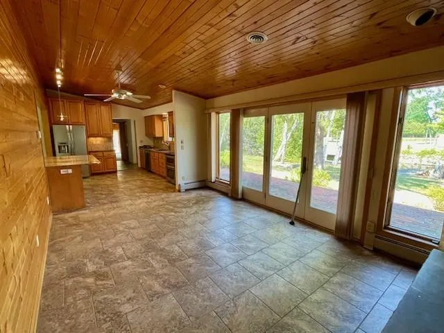7328 High Cliff Park Rd, Sturgeon Bay Wi 54235, 3 Bedrooms Bedrooms, ,3 BathroomsBathrooms,Waterfront-Residential,For Sale,High Cliff Park Rd,143183