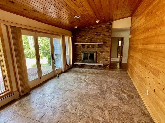 7328 High Cliff Park Rd, Sturgeon Bay Wi 54235, 3 Bedrooms Bedrooms, ,3 BathroomsBathrooms,Waterfront-Residential,For Sale,High Cliff Park Rd,143183