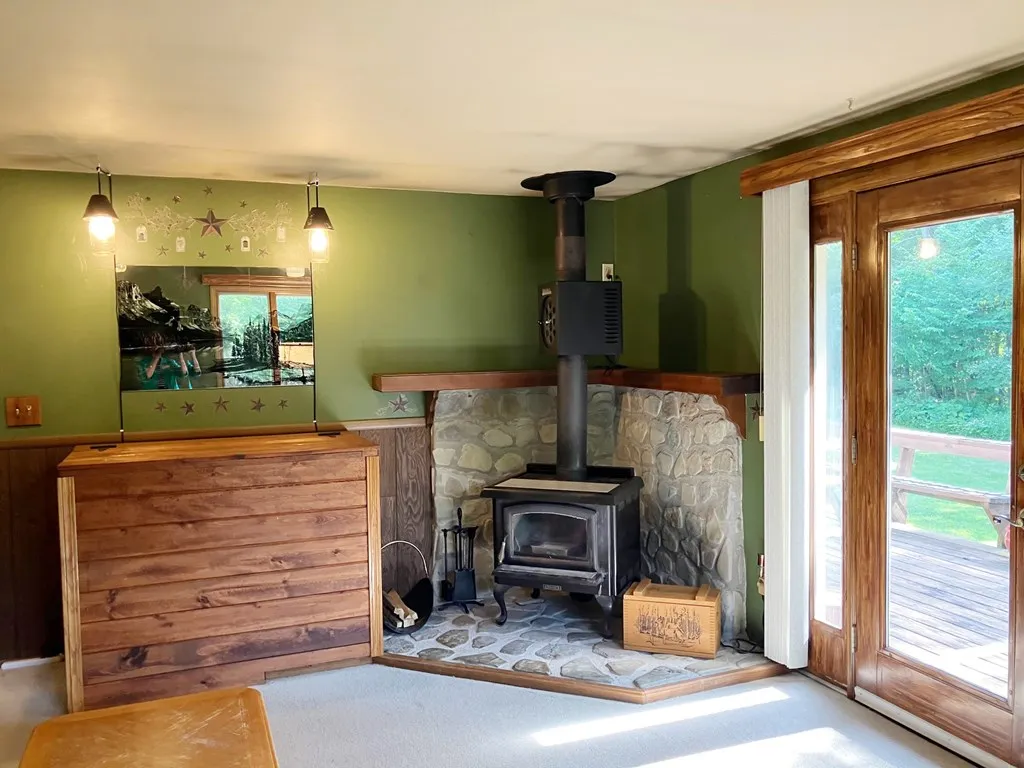 2013 Taube Rd, Sturgeon Bay, Wisconsin 54235, 3 Bedrooms Bedrooms, ,2 BathroomsBathrooms,Inland-Residential,For Sale,Taube Rd,144286