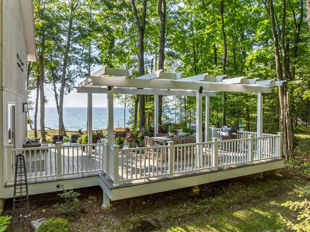 12430 Northern Door Rd, Ellison Bay, Wisconsin 54210, 3 Bedrooms Bedrooms, ,2 BathroomsBathrooms,Waterfront-Residential,For Sale,Northern Door Rd,144406