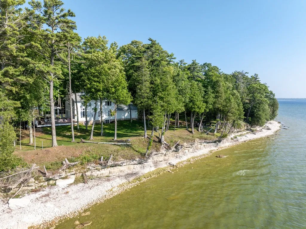 12430 Northern Door Rd, Ellison Bay, Wisconsin 54210, 3 Bedrooms Bedrooms, ,2 BathroomsBathrooms,Waterfront-Residential,For Sale,Northern Door Rd,144406