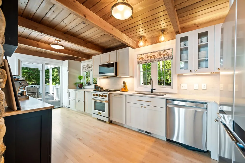 12430 Northern Door Rd, Ellison Bay, Wisconsin 54210, 3 Bedrooms Bedrooms, ,2 BathroomsBathrooms,Waterfront-Residential,For Sale,Northern Door Rd,144406