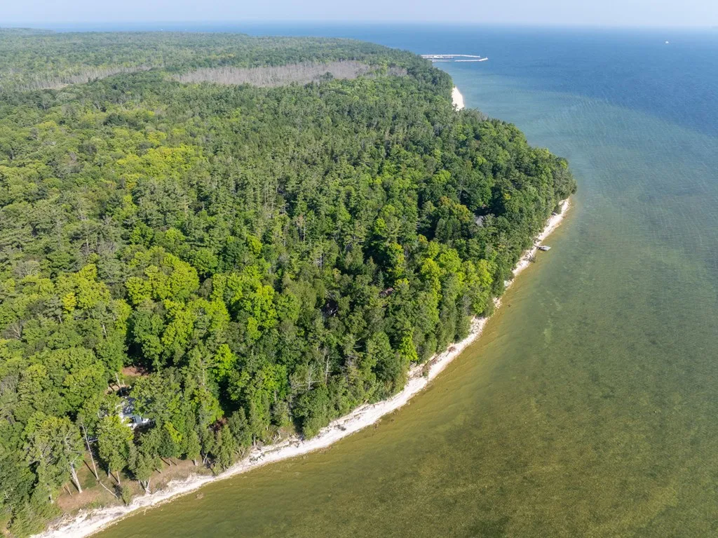 12430 Northern Door Rd, Ellison Bay, Wisconsin 54210, 3 Bedrooms Bedrooms, ,2 BathroomsBathrooms,Waterfront-Residential,For Sale,Northern Door Rd,144406