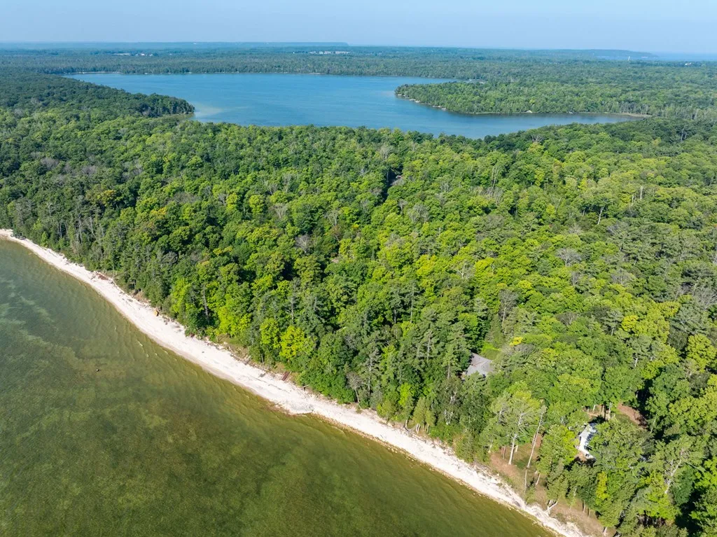 12430 Northern Door Rd, Ellison Bay, Wisconsin 54210, 3 Bedrooms Bedrooms, ,2 BathroomsBathrooms,Waterfront-Residential,For Sale,Northern Door Rd,144406
