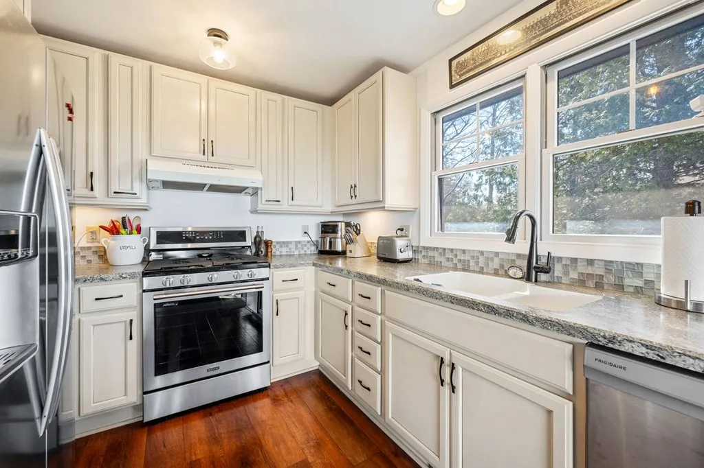 11243 Bay View Rd, Sister Bay Wi 54234, 3 Bedrooms Bedrooms, ,2 BathroomsBathrooms,Inland-Residential,For Sale,Bay View Rd,143883