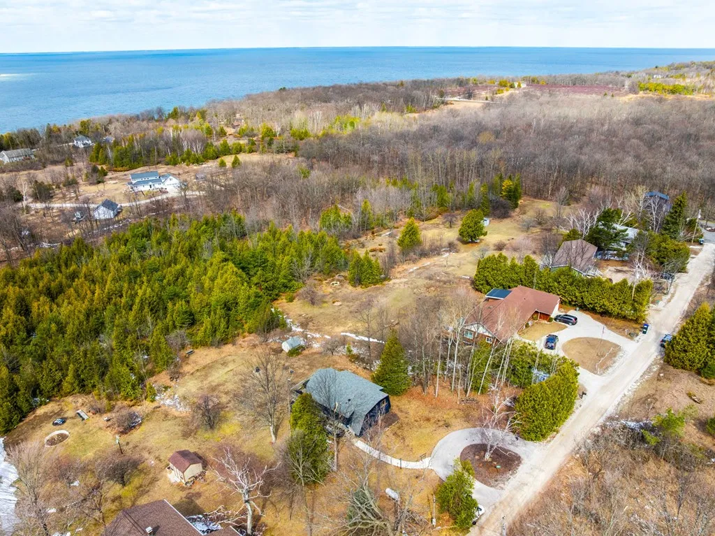 11243 Bay View Rd, Sister Bay Wi 54234, 3 Bedrooms Bedrooms, ,2 BathroomsBathrooms,Inland-Residential,For Sale,Bay View Rd,143883