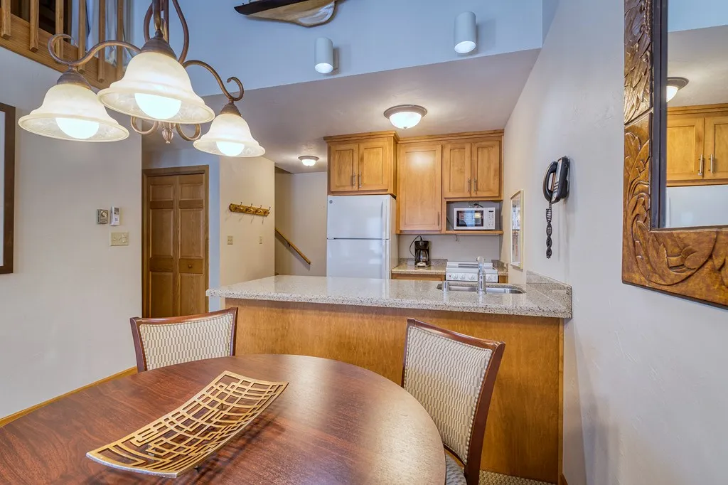 4955 Landmark Cir # 4204, Town Of Egg Harbor Wi 54209, 2 Bedrooms Bedrooms, ,2 BathroomsBathrooms,Condominium,For Sale,Landmark Cir,143586