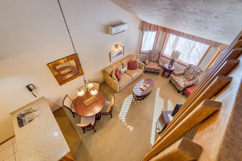 4955 Landmark Cir # 4204, Town Of Egg Harbor Wi 54209, 2 Bedrooms Bedrooms, ,2 BathroomsBathrooms,Condominium,For Sale,Landmark Cir,143586