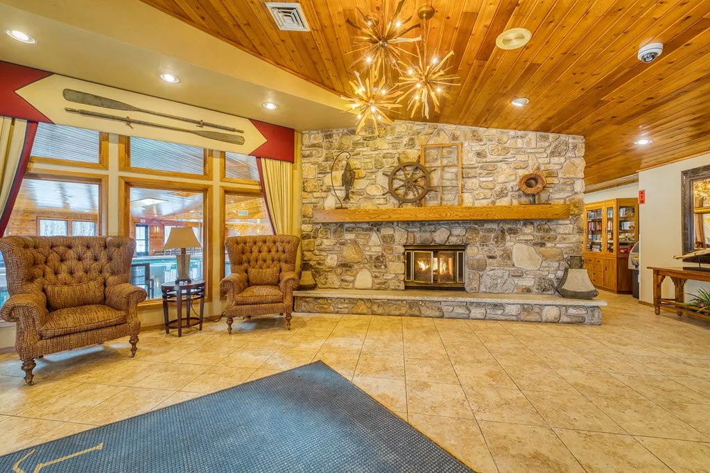4955 Landmark Cir # 4204, Town Of Egg Harbor Wi 54209, 2 Bedrooms Bedrooms, ,2 BathroomsBathrooms,Condominium,For Sale,Landmark Cir,143586