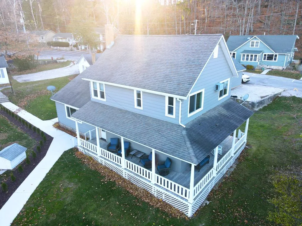 2375 Maple Dr, Sister Bay, Wisconsin 54234, 4 Bedrooms Bedrooms, ,4 BathroomsBathrooms,Inland-Residential,For Sale,Maple Dr,144080