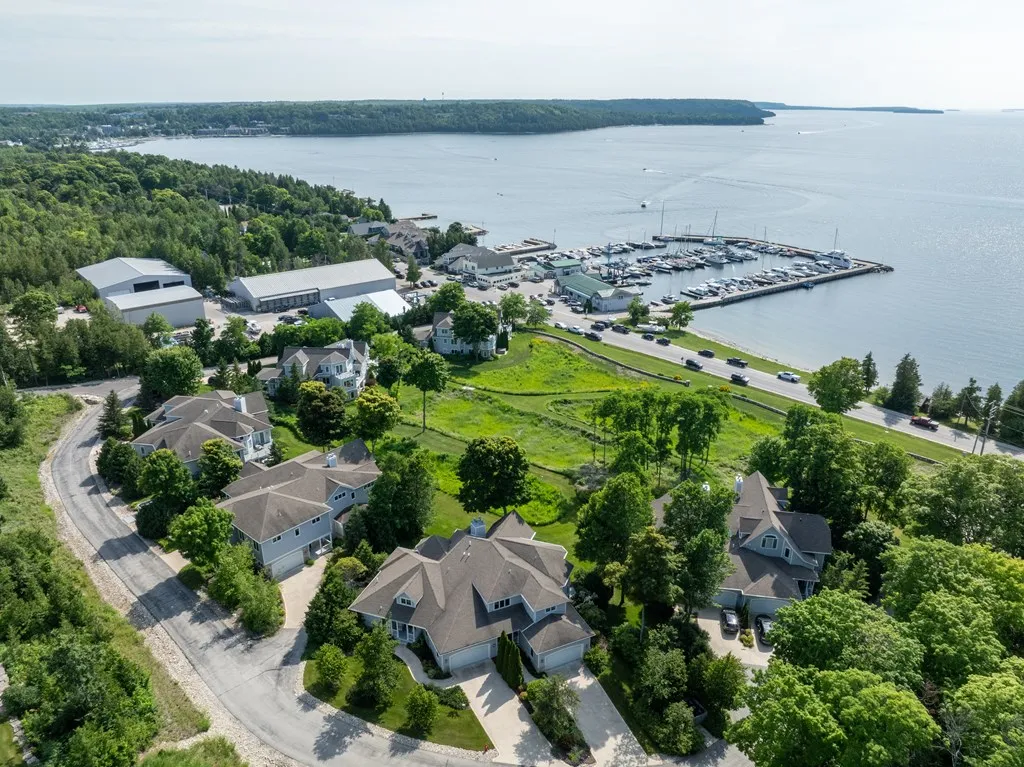 10978 Harbor Shores Dr # 501, Sister Bay, Wisconsin 54234, 3 Bedrooms Bedrooms, ,3 BathroomsBathrooms,Condominium,For Sale,Harbor Shores Dr,144090