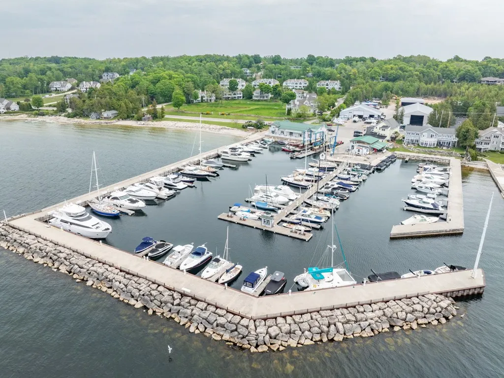 10978 Harbor Shores Dr # 501, Sister Bay, Wisconsin 54234, 3 Bedrooms Bedrooms, ,3 BathroomsBathrooms,Condominium,For Sale,Harbor Shores Dr,144090