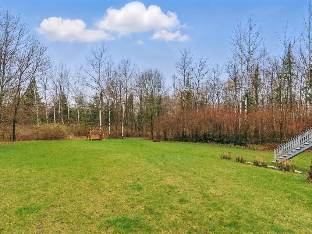 6139 N Shoreside Cir, Sturgeon Bay Wi 54235, 4 Bedrooms Bedrooms, ,2 BathroomsBathrooms,Inland-Residential,For Sale,Shoreside Cir,143851