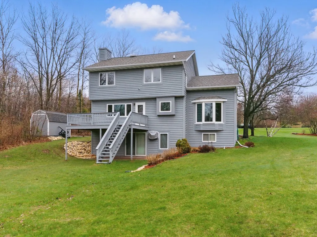 6139 N Shoreside Cir, Sturgeon Bay Wi 54235, 4 Bedrooms Bedrooms, ,2 BathroomsBathrooms,Inland-Residential,For Sale,Shoreside Cir,143851