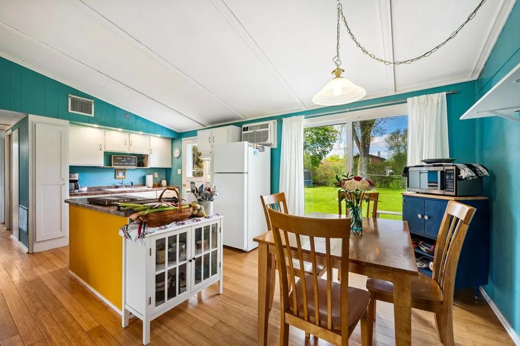 1548 Rhode Island St, Sturgeon Bay, Wisconsin 54235, 3 Bedrooms Bedrooms, ,1 BathroomBathrooms,Inland-Residential,For Sale,Rhode Island St,144004