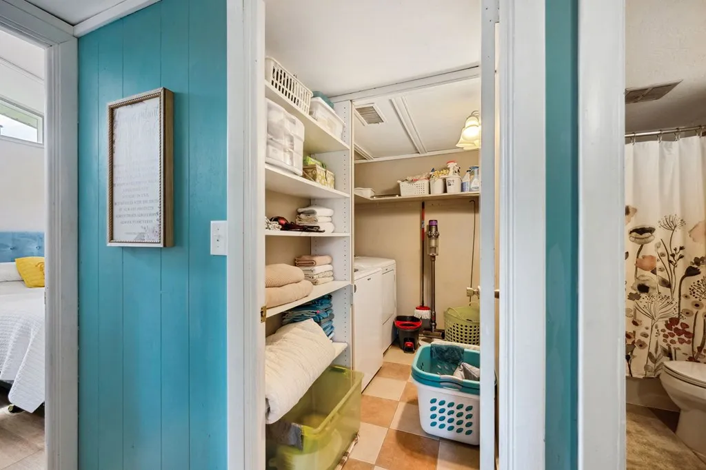 1548 Rhode Island St, Sturgeon Bay, Wisconsin 54235, 3 Bedrooms Bedrooms, ,1 BathroomBathrooms,Inland-Residential,For Sale,Rhode Island St,144004