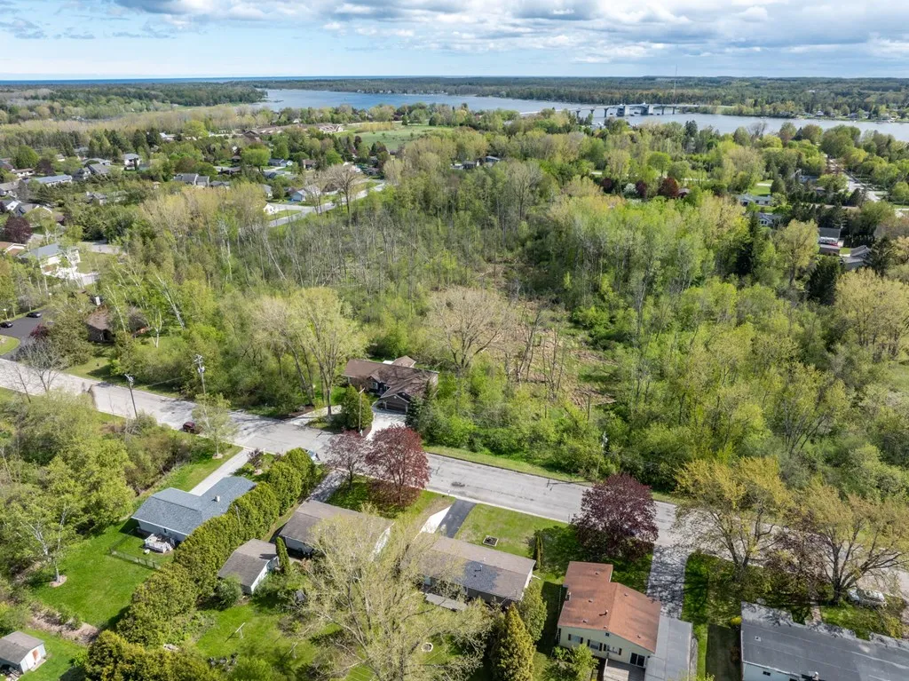 1548 Rhode Island St, Sturgeon Bay, Wisconsin 54235, 3 Bedrooms Bedrooms, ,1 BathroomBathrooms,Inland-Residential,For Sale,Rhode Island St,144004