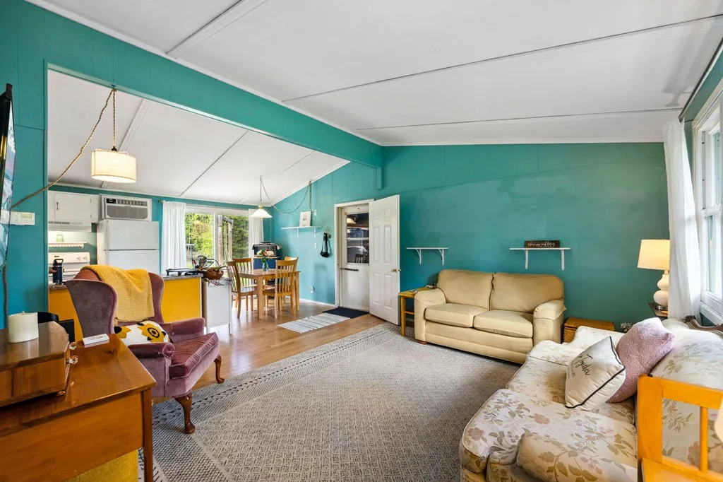 1548 Rhode Island St, Sturgeon Bay, Wisconsin 54235, 3 Bedrooms Bedrooms, ,1 BathroomBathrooms,Inland-Residential,For Sale,Rhode Island St,144004
