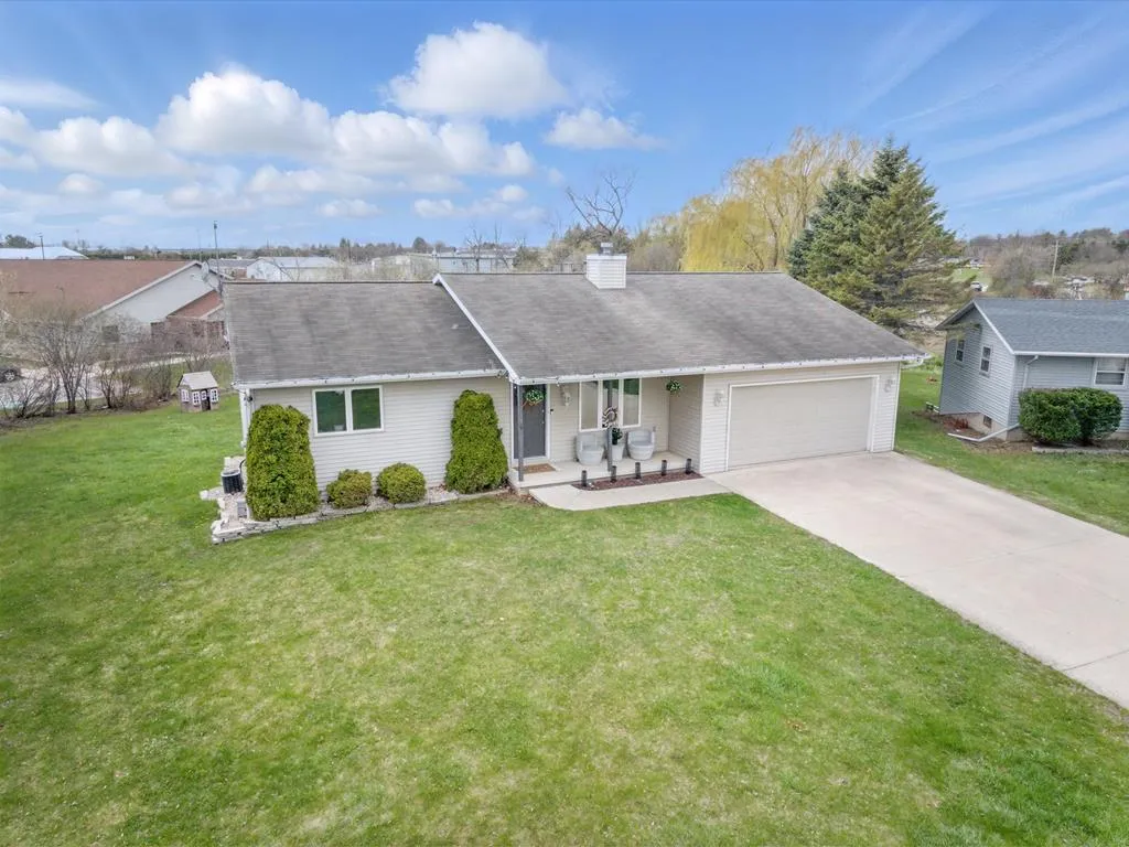 219 N 15th Ct, Sturgeon Bay Wi 54235, 4 Bedrooms Bedrooms, ,3 BathroomsBathrooms,Inland-Residential,For Sale,N 15th Ct,143904