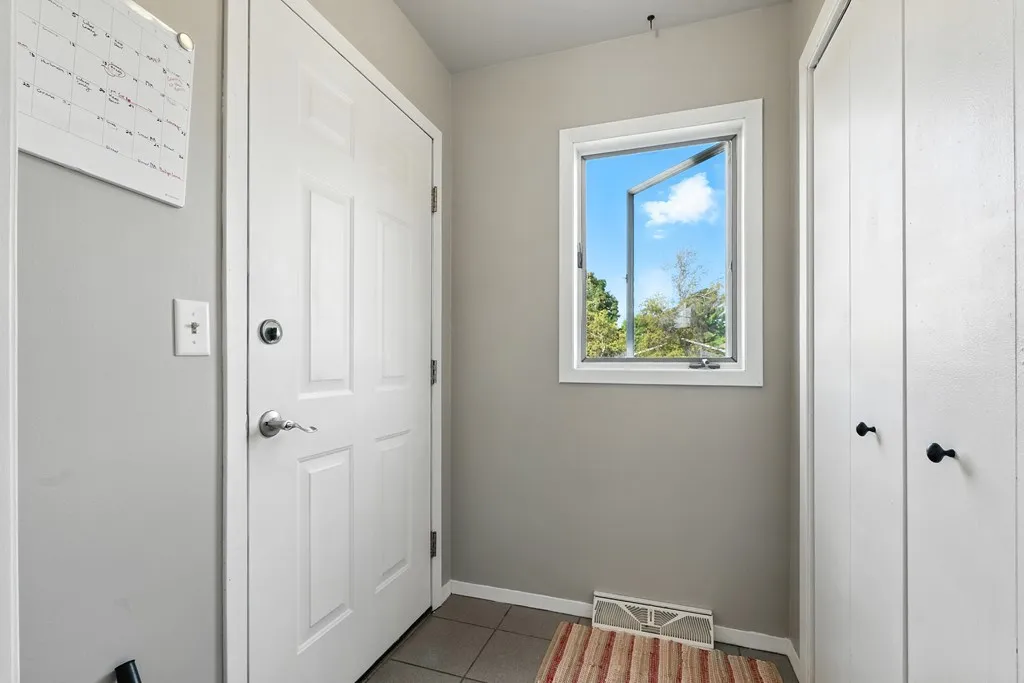 948 S Ithaca Pl, Sturgeon Bay, Wisconsin 54235, 3 Bedrooms Bedrooms, ,2 BathroomsBathrooms,Inland-Residential,For Sale,S Ithaca Pl,144470