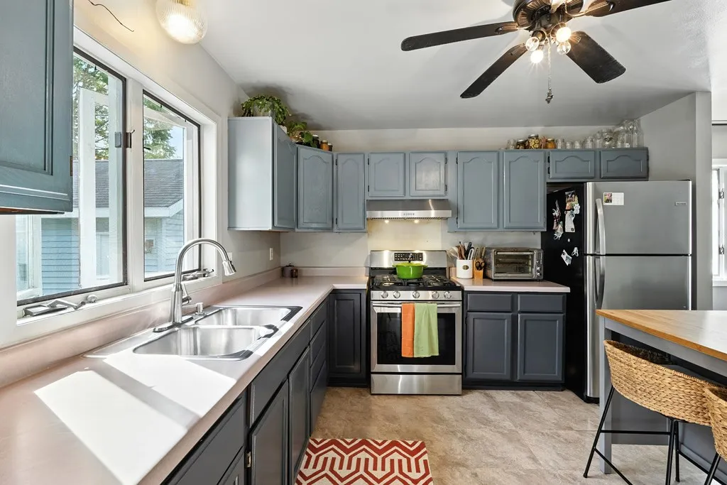 948 S Ithaca Pl, Sturgeon Bay, Wisconsin 54235, 3 Bedrooms Bedrooms, ,2 BathroomsBathrooms,Inland-Residential,For Sale,S Ithaca Pl,144470
