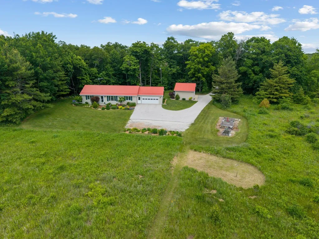 4863 Court Rd, Egg Harbor, Wisconsin 54209, 3 Bedrooms Bedrooms, ,2 BathroomsBathrooms,Inland-Residential,For Sale,Court Rd,144143