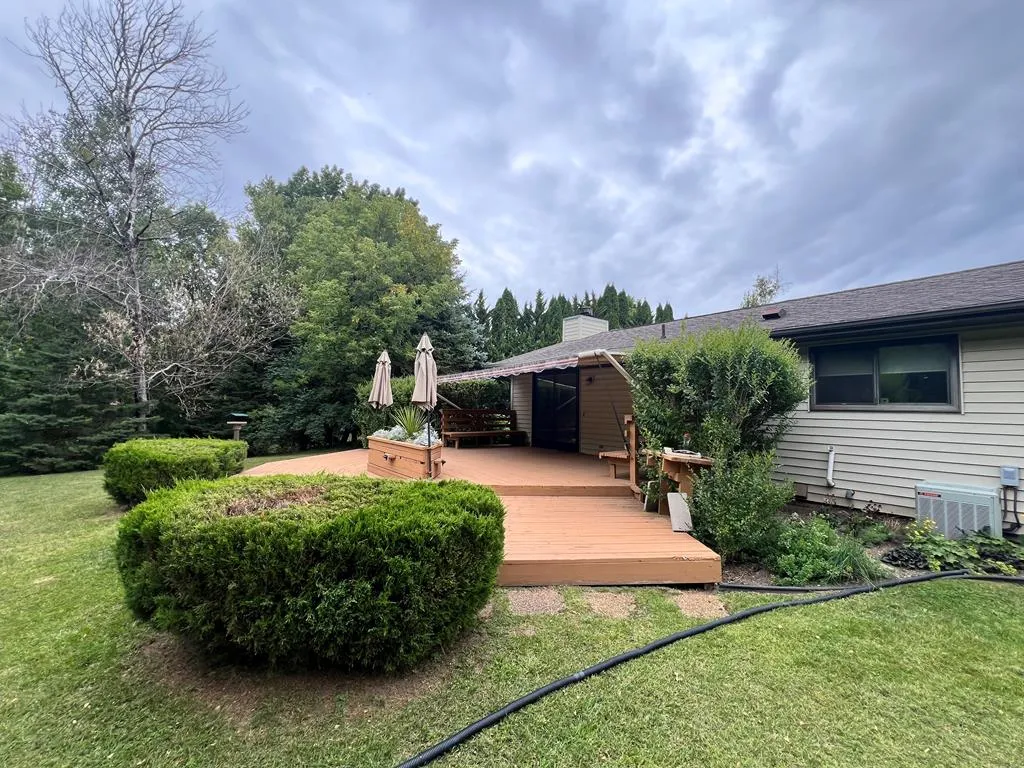 1105 S Ridgeway Ave, Sturgeon Bay, Wisconsin 54235, 3 Bedrooms Bedrooms, ,2 BathroomsBathrooms,Inland-Residential,For Sale,Ridgeway Ave,144536