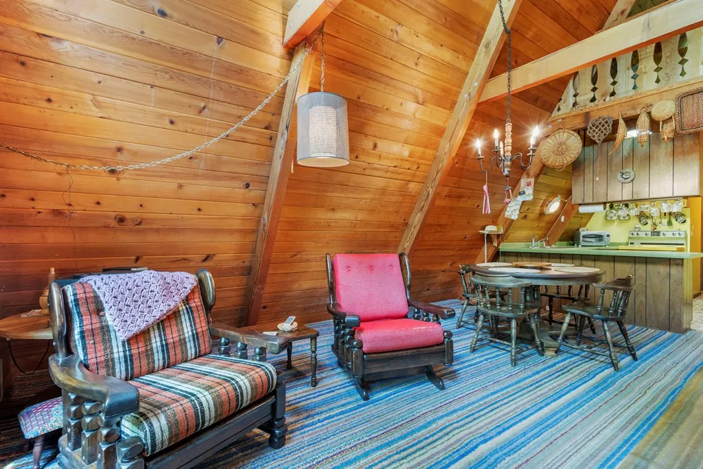 6140 N Cave Point Dr, Sturgeon Bay, Wisconsin 54235, 1 Bedroom Bedrooms, ,2 BathroomsBathrooms,Inland-Residential,For Sale,N Cave Point Dr,144282