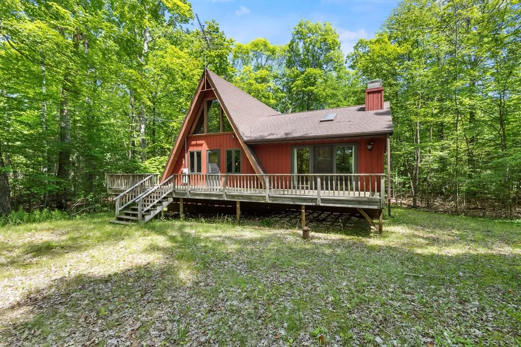 6140 N Cave Point Dr, Sturgeon Bay, Wisconsin 54235, 1 Bedroom Bedrooms, ,2 BathroomsBathrooms,Inland-Residential,For Sale,N Cave Point Dr,144282