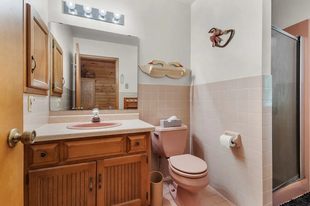 6140 N Cave Point Dr, Sturgeon Bay, Wisconsin 54235, 1 Bedroom Bedrooms, ,2 BathroomsBathrooms,Inland-Residential,For Sale,N Cave Point Dr,144282