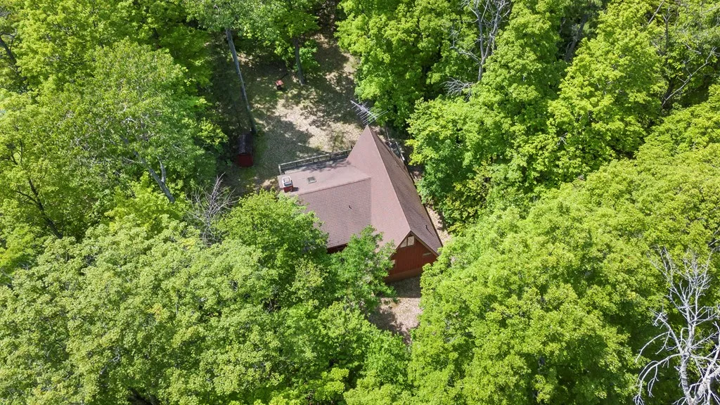 6140 N Cave Point Dr, Sturgeon Bay, Wisconsin 54235, 1 Bedroom Bedrooms, ,2 BathroomsBathrooms,Inland-Residential,For Sale,N Cave Point Dr,144282