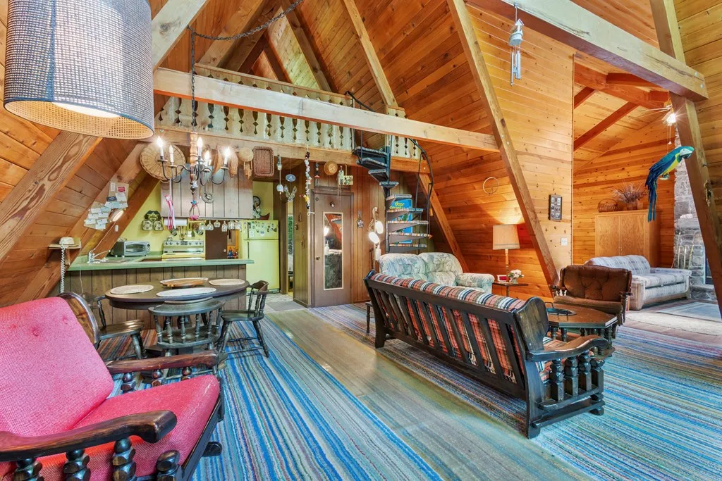6140 N Cave Point Dr, Sturgeon Bay, Wisconsin 54235, 1 Bedroom Bedrooms, ,2 BathroomsBathrooms,Inland-Residential,For Sale,N Cave Point Dr,144282