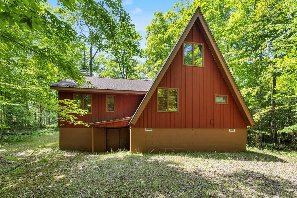 6140 N Cave Point Dr, Sturgeon Bay, Wisconsin 54235, 1 Bedroom Bedrooms, ,2 BathroomsBathrooms,Inland-Residential,For Sale,N Cave Point Dr,144282