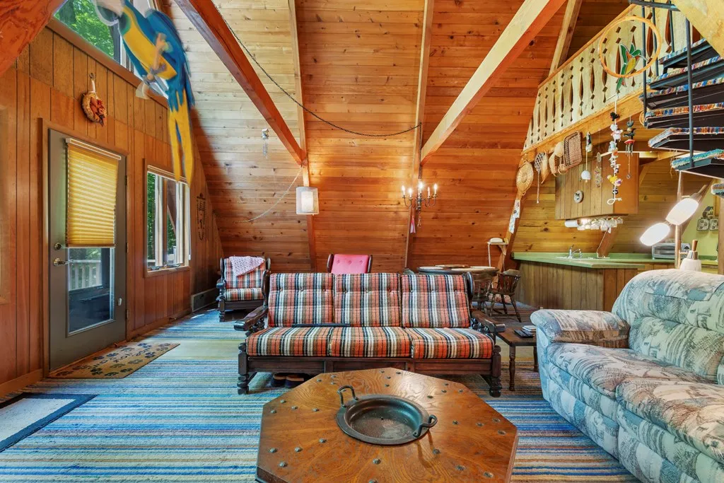 6140 N Cave Point Dr, Sturgeon Bay, Wisconsin 54235, 1 Bedroom Bedrooms, ,2 BathroomsBathrooms,Inland-Residential,For Sale,N Cave Point Dr,144282
