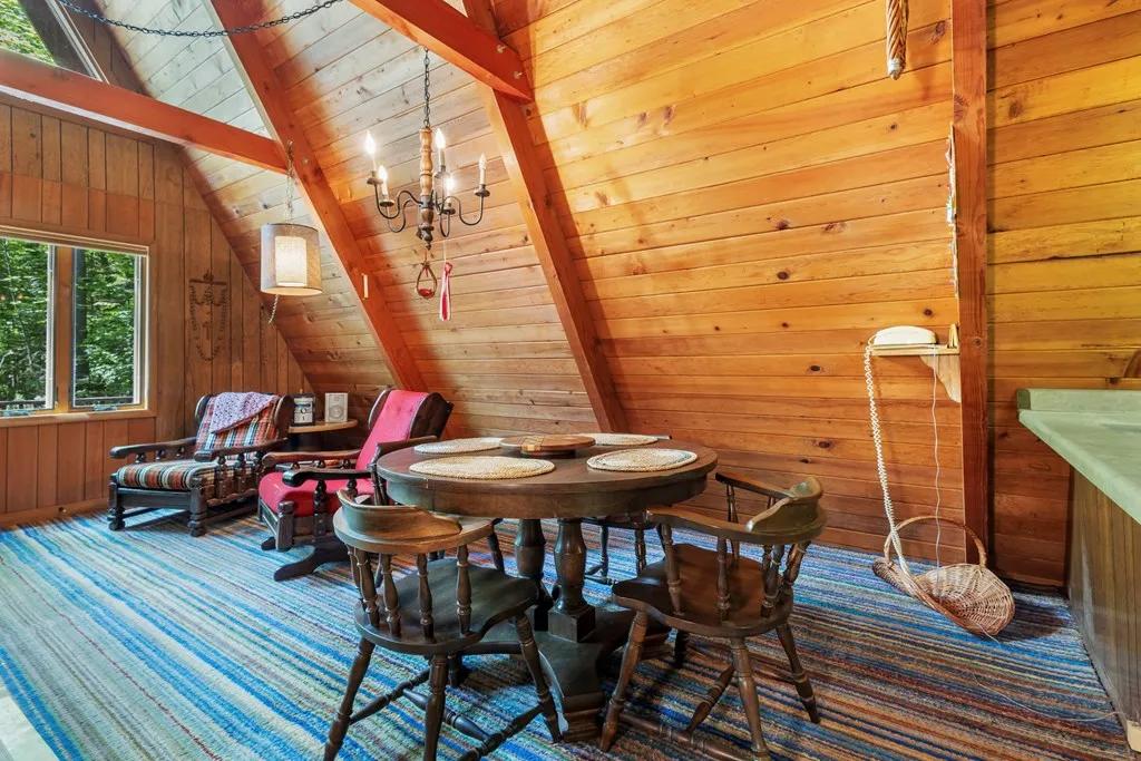 6140 N Cave Point Dr, Sturgeon Bay, Wisconsin 54235, 1 Bedroom Bedrooms, ,2 BathroomsBathrooms,Inland-Residential,For Sale,N Cave Point Dr,144282
