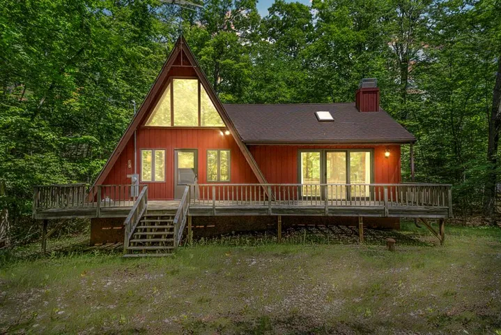 6140 N Cave Point Dr, Sturgeon Bay, Wisconsin 54235, 1 Bedroom Bedrooms, ,2 BathroomsBathrooms,Inland-Residential,For Sale,N Cave Point Dr,144282