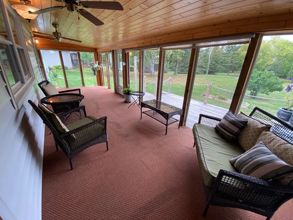 1163 N 8th Ave, Sturgeon Bay Wi 54235, 4 Bedrooms Bedrooms, ,2 BathroomsBathrooms,Inland-Residential,For Sale,N 8th Ave,141145