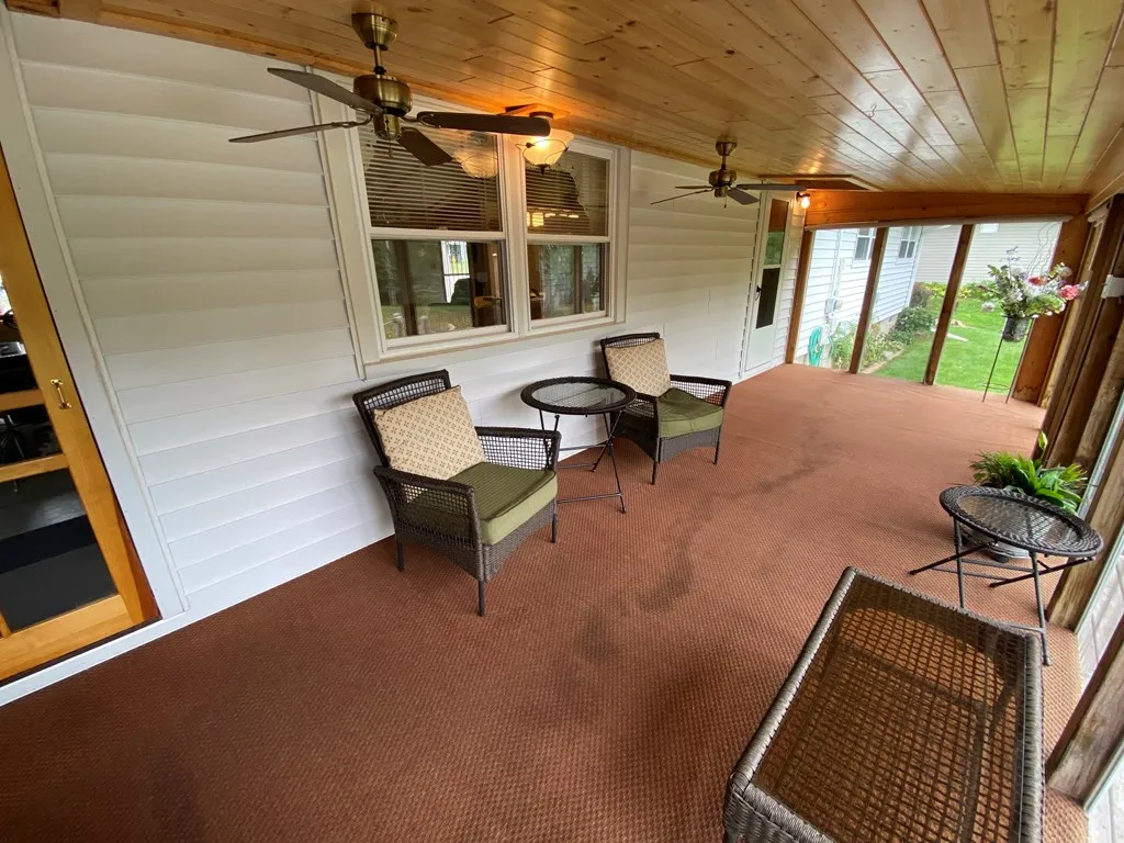 1163 N 8th Ave, Sturgeon Bay Wi 54235, 4 Bedrooms Bedrooms, ,2 BathroomsBathrooms,Inland-Residential,For Sale,N 8th Ave,141145