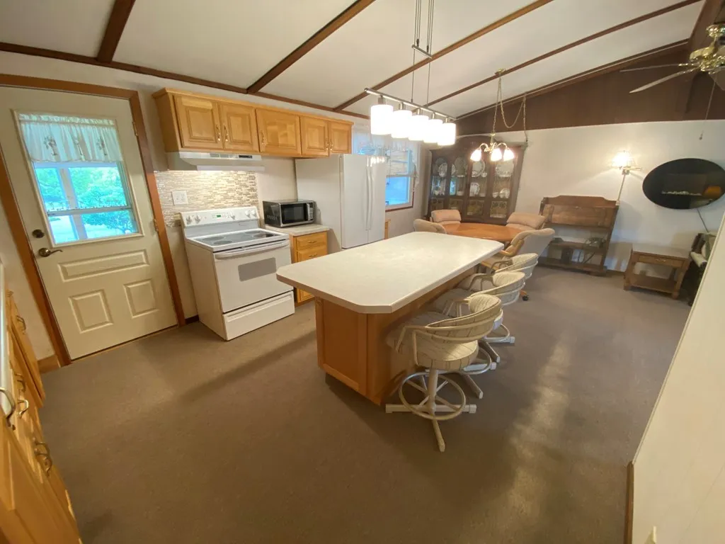 1163 N 8th Ave, Sturgeon Bay Wi 54235, 4 Bedrooms Bedrooms, ,2 BathroomsBathrooms,Inland-Residential,For Sale,N 8th Ave,141145