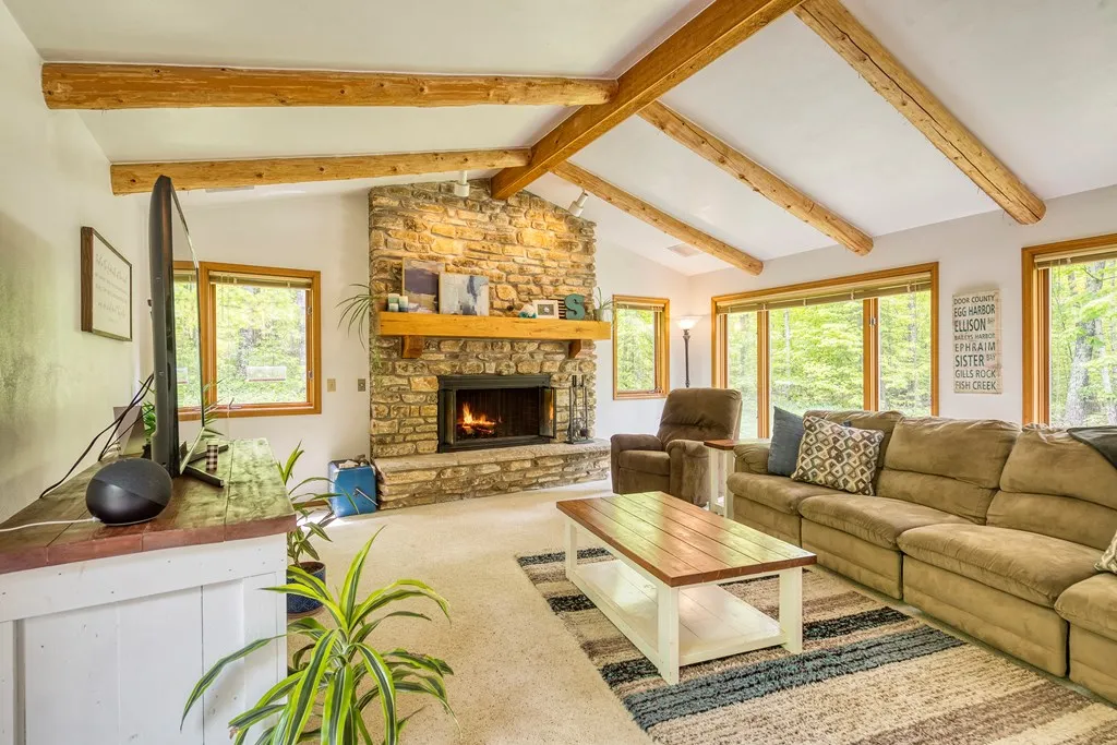 11790 Beach Rd, Ellison Bay Wi 54210, 3 Bedrooms Bedrooms, ,2 BathroomsBathrooms,Inland-Residential,For Sale,Beach Rd,141699