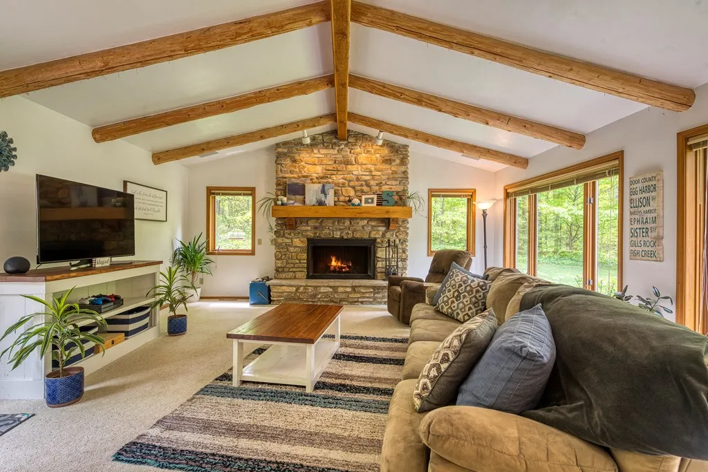 11790 Beach Rd, Ellison Bay Wi 54210, 3 Bedrooms Bedrooms, ,2 BathroomsBathrooms,Inland-Residential,For Sale,Beach Rd,141699