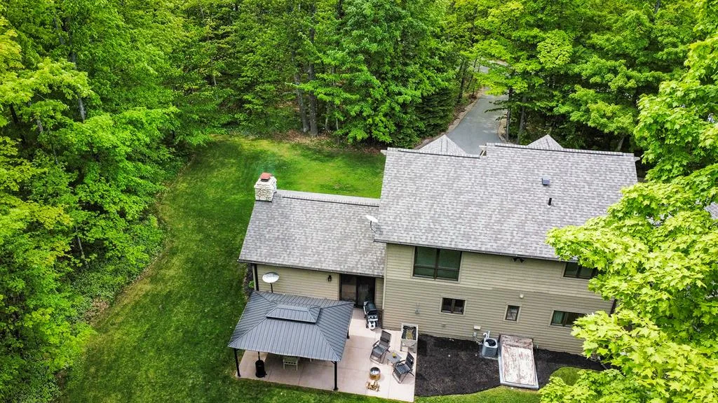 11790 Beach Rd, Ellison Bay Wi 54210, 3 Bedrooms Bedrooms, ,2 BathroomsBathrooms,Inland-Residential,For Sale,Beach Rd,141699
