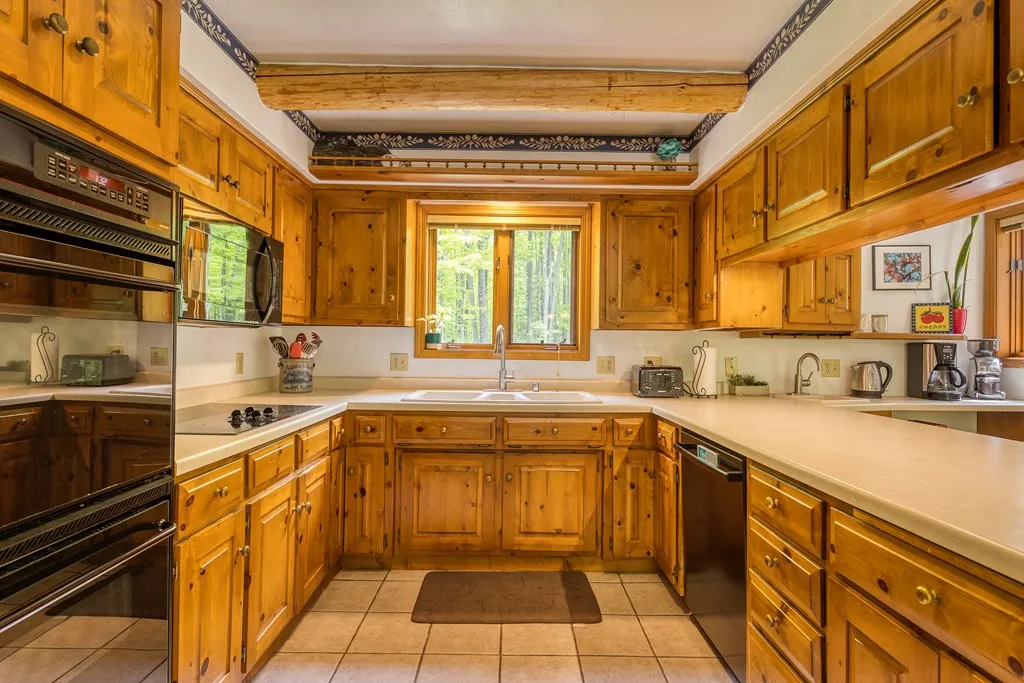 11790 Beach Rd, Ellison Bay Wi 54210, 3 Bedrooms Bedrooms, ,2 BathroomsBathrooms,Inland-Residential,For Sale,Beach Rd,141699